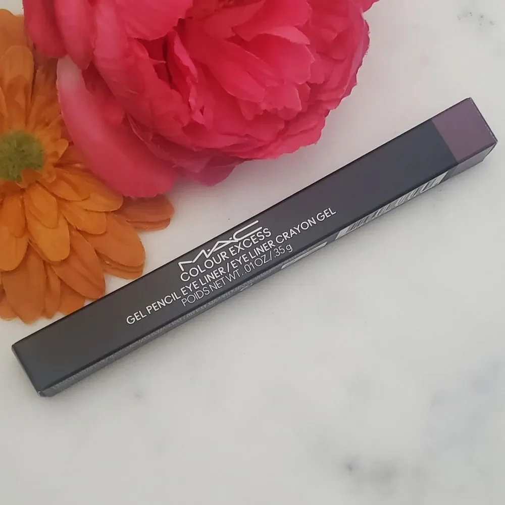 MAC Color Excess Metallic Gel Eyeliner in Va-Va Violet